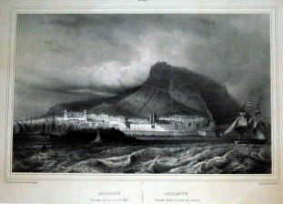 Alicante tomada desde la punta del muelle