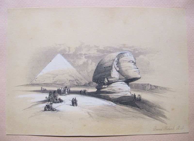 Side View of the Great Sphinx / Vista lateral de la Gran Esfinge, y Piramide