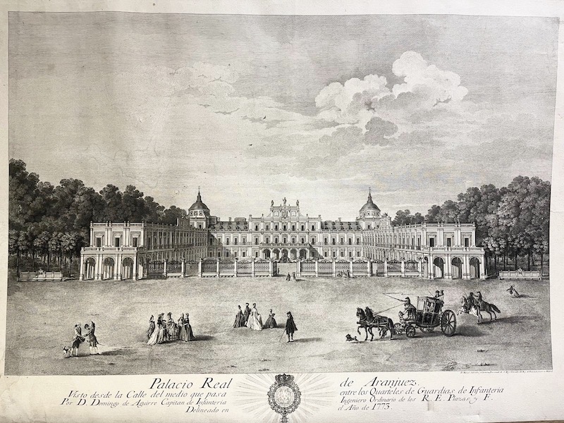 Palacio Real de Aranjuez, Visto desde la Calle del medio que pasa entre los Quarteles de Guardias de Infantería